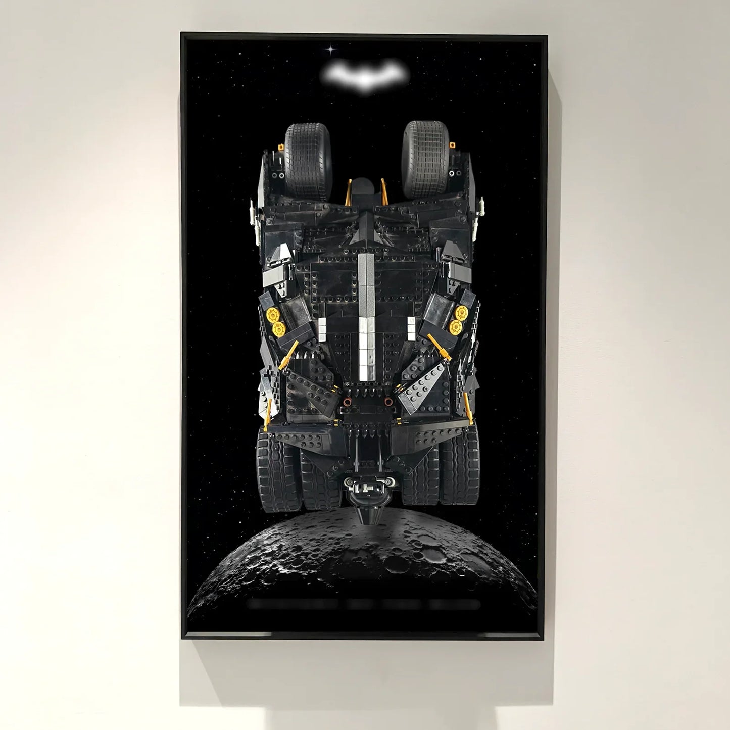 Cadre mural premium compatible avec LEGO® Batman™ Batmobile™ Tumbler 76240