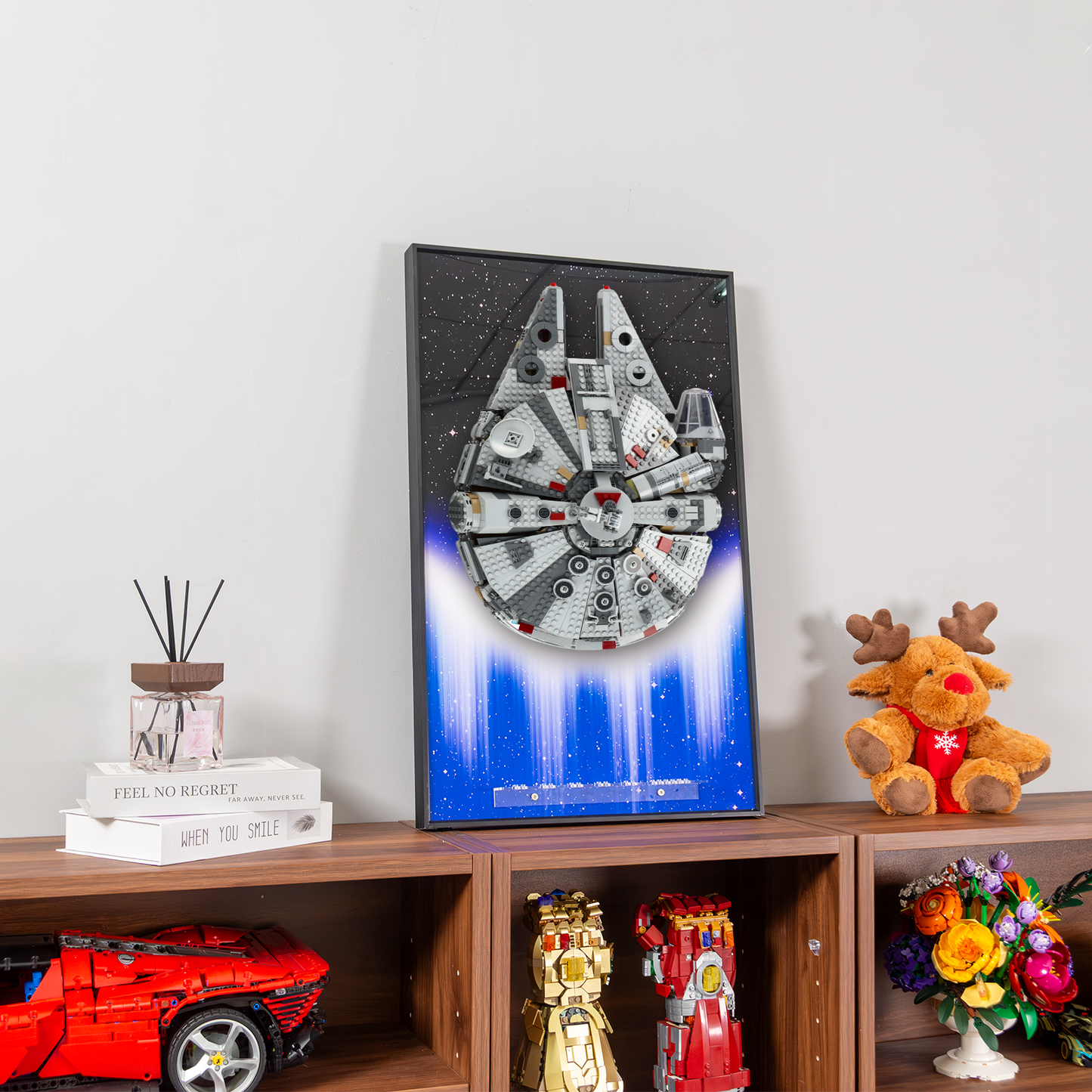 Premium Wall Display Frame Compatible with LEGO® Star Wars™ Millennium Falcon™ 75257