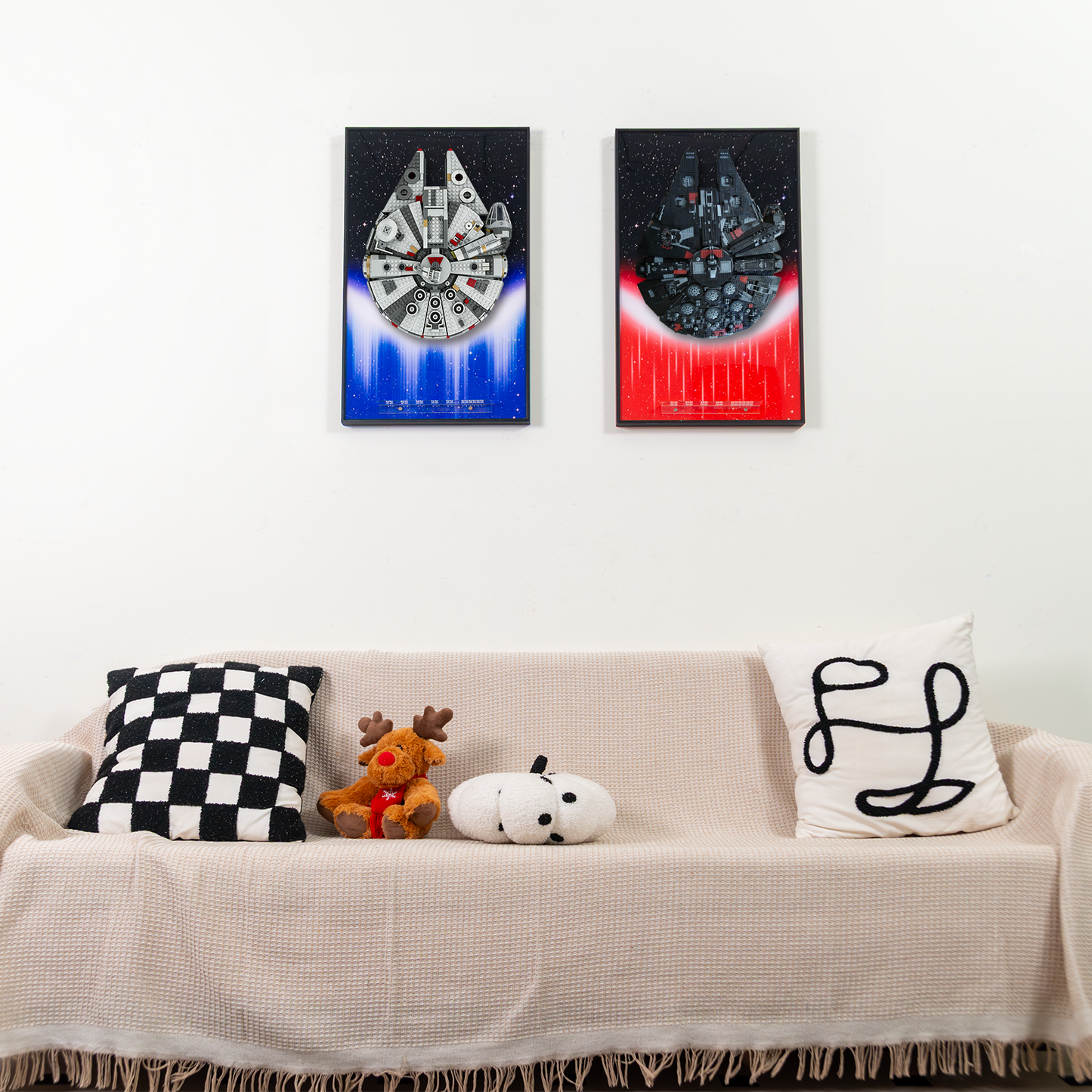 Premium Wall Display Frame Compatible with LEGO® Star Wars™ Millennium Falcon™ 75257